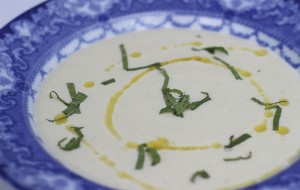 Cauliflower and macadamia soup
