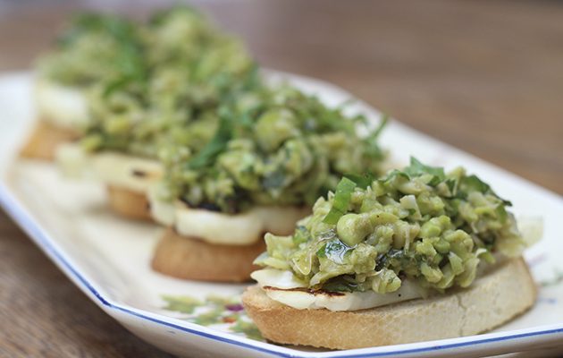 Broad bean, cumin and lemon toasts