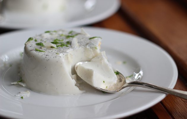 Coconut, cardamom and rum panna cotta
