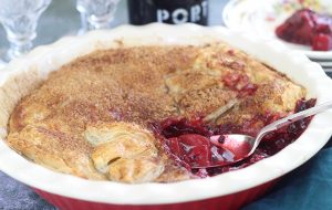 Pear, apple, blackberry and port pie