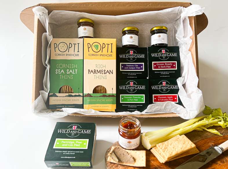 Best Hampers The Field