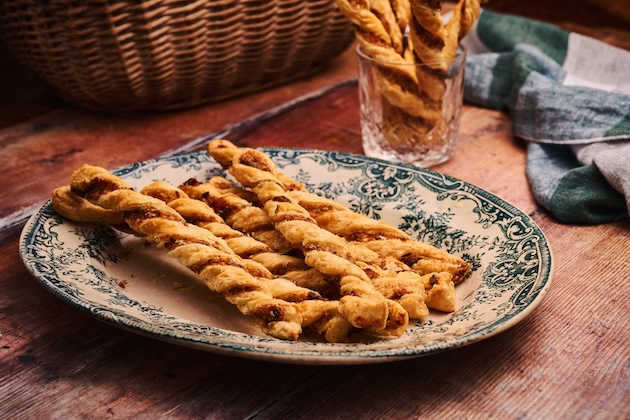Anchovy and cheese straws