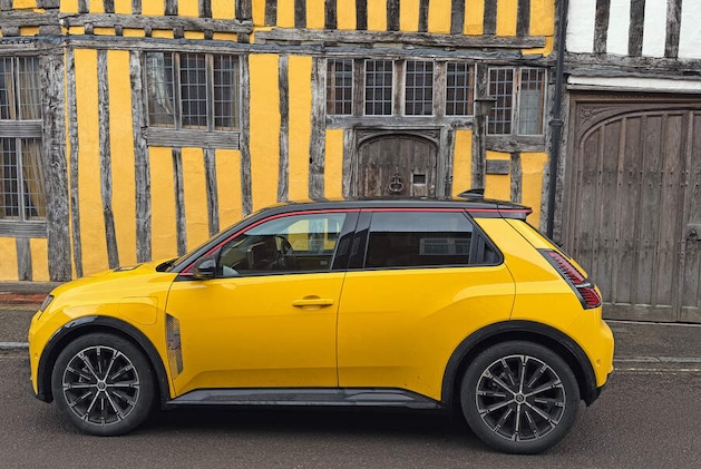 Renault 5 E-Tech Iconic Comfort