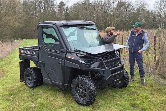 People by Polaris 4x4