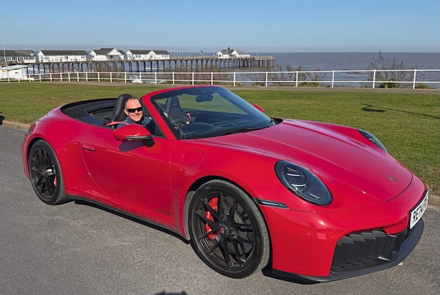 Porsche 911 Carrera 4 GTS Cabriolet