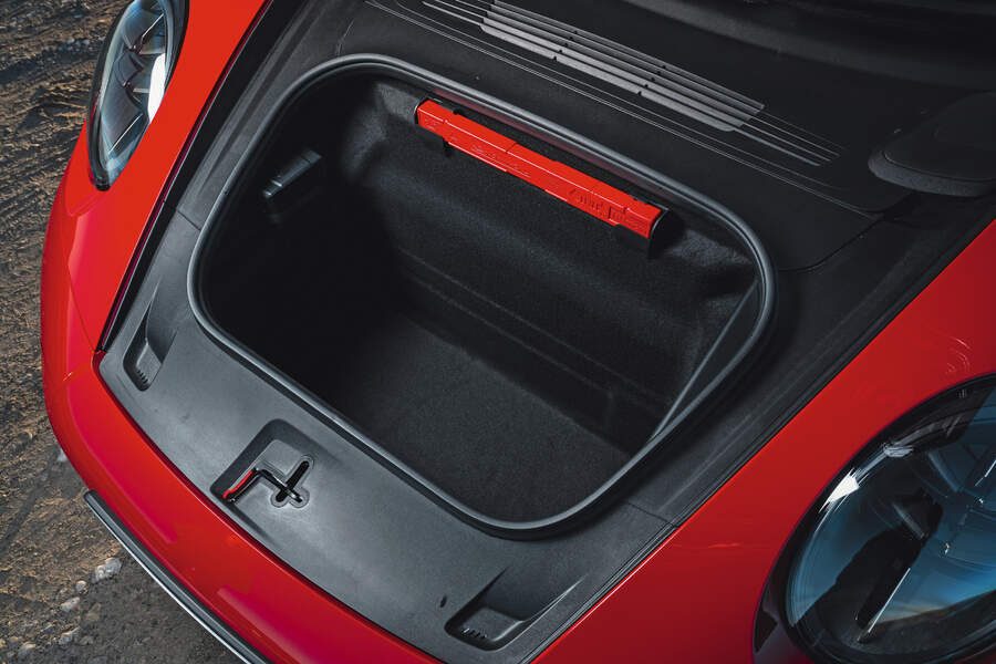 Porsche boot