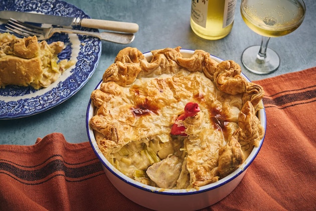 Simple pheasant, leek and cider pie