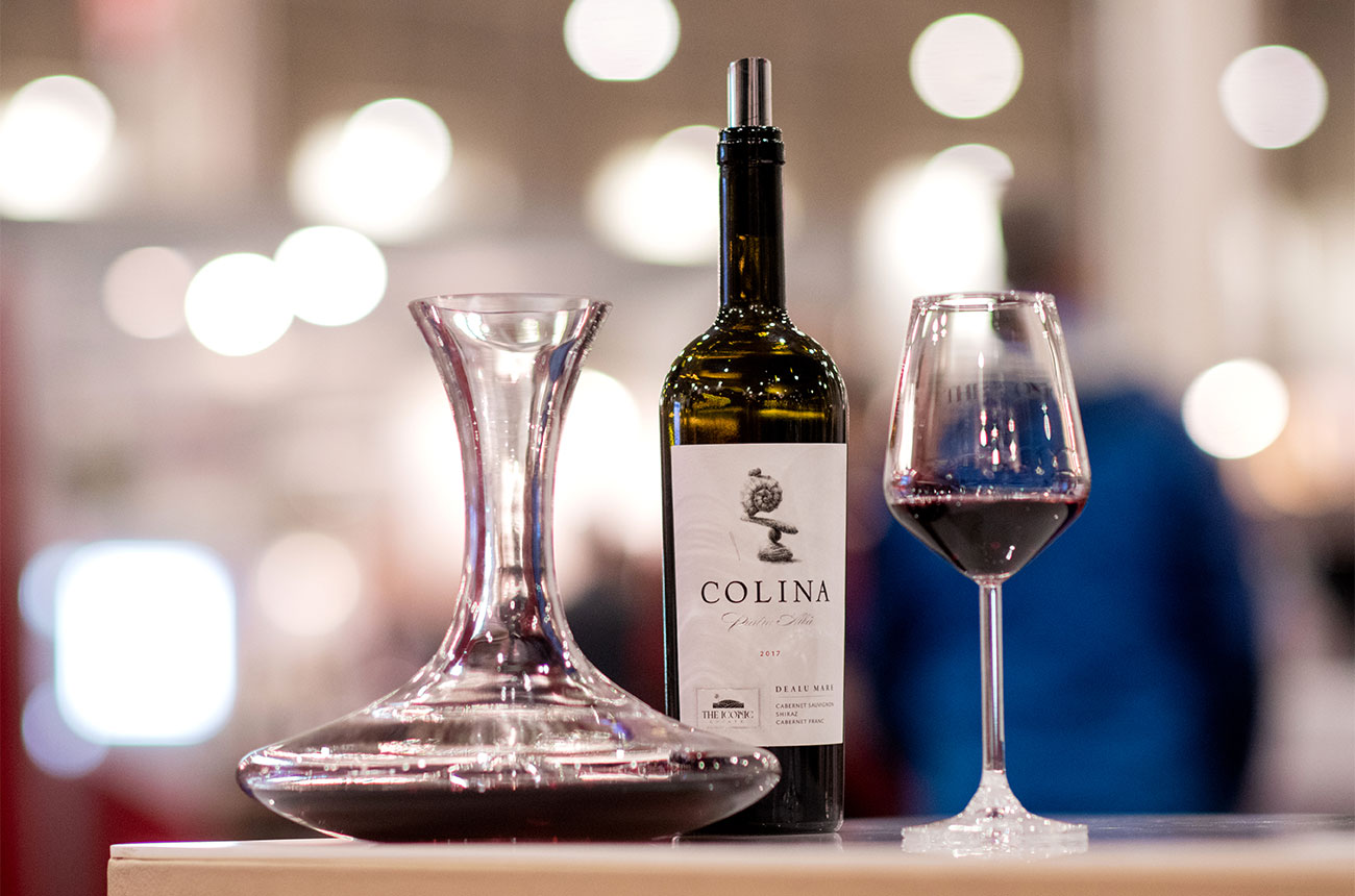 Iconic Estate Colina wine