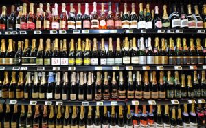 Champagne price wars, French supermarket Champagne