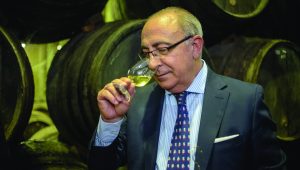 Antonio Sniff (small)