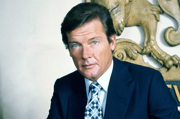 roger moore, james bond drinks