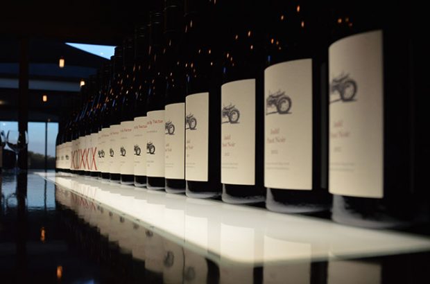 Ten Minutes by Tractor cellar door restaurant, Decanter