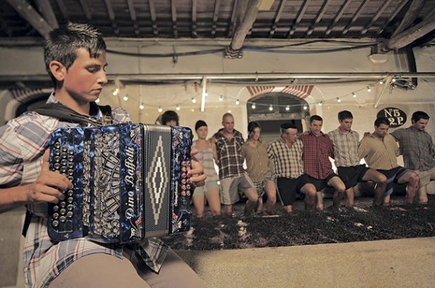 Traditional v robotic foot treading