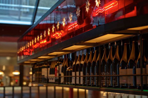 Wine corkage, Merchants Tavern