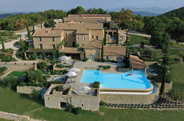 La Verrière, luxury wine course