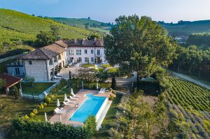 Wineries to visit in Piedmont: Langhe Country House