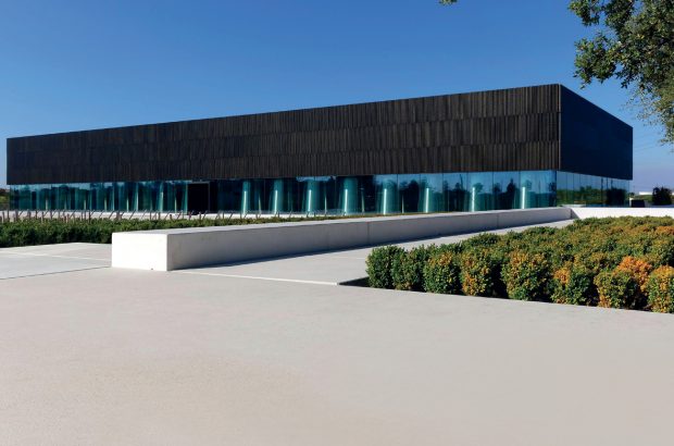 Château Pédesclaux, Bordeaux winery architecture