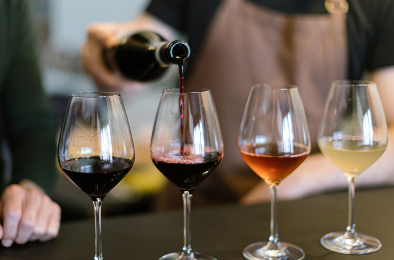 US winery tasting room trends revealed in new survey Decanter