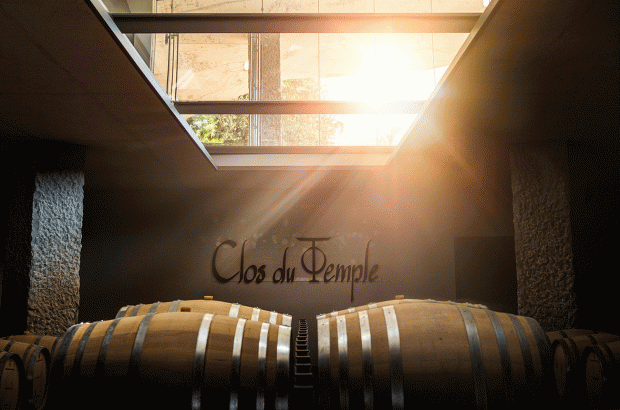 Clos du Temple vintage vertical