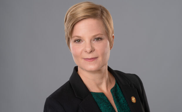 Helga Louise Schroeder MS