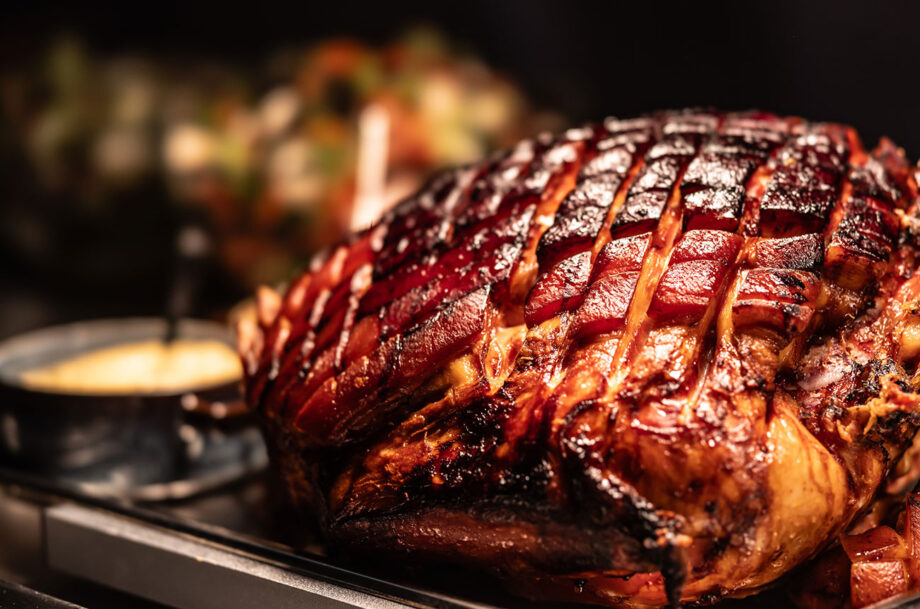 Wines to drink with roast at ham christmas