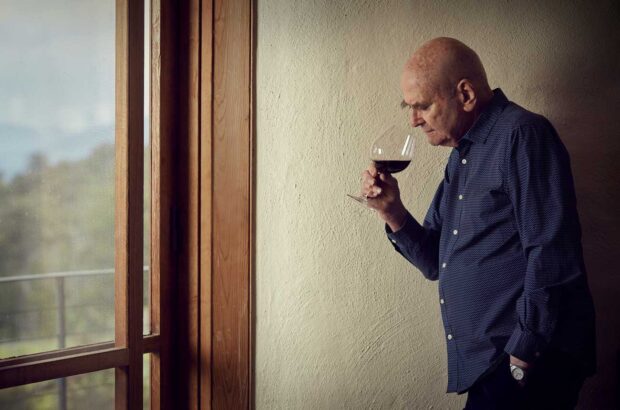 James Halliday AM tasting wine