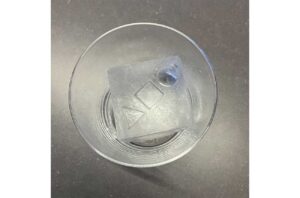 glass with ice