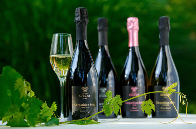Ukrainian wine theft - Chateau Chizay sparkling wine