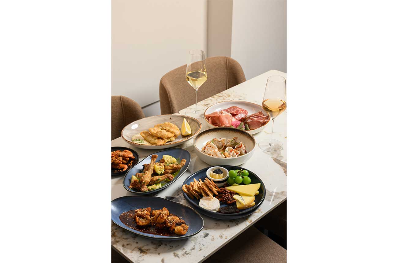 Food and wine on a table