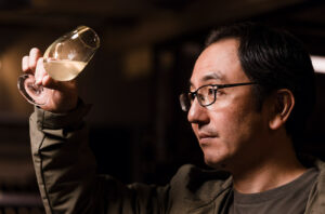 Kurambon Wine’s oenologist and owner, Takahiko Nozawa