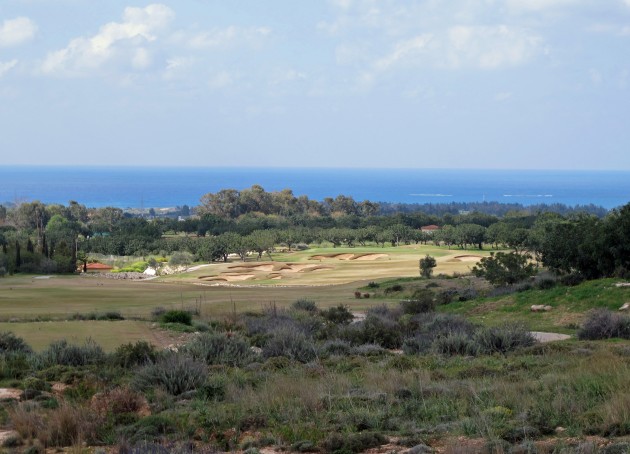 Faldo's trademark bunkering at the par-5 2nd