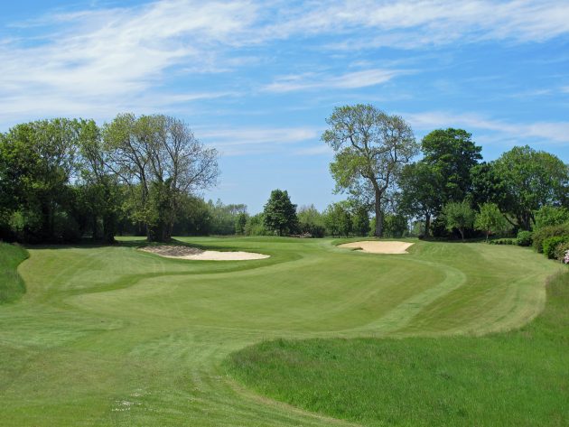 The long green at 15 can mean anything up to a 3-club difference