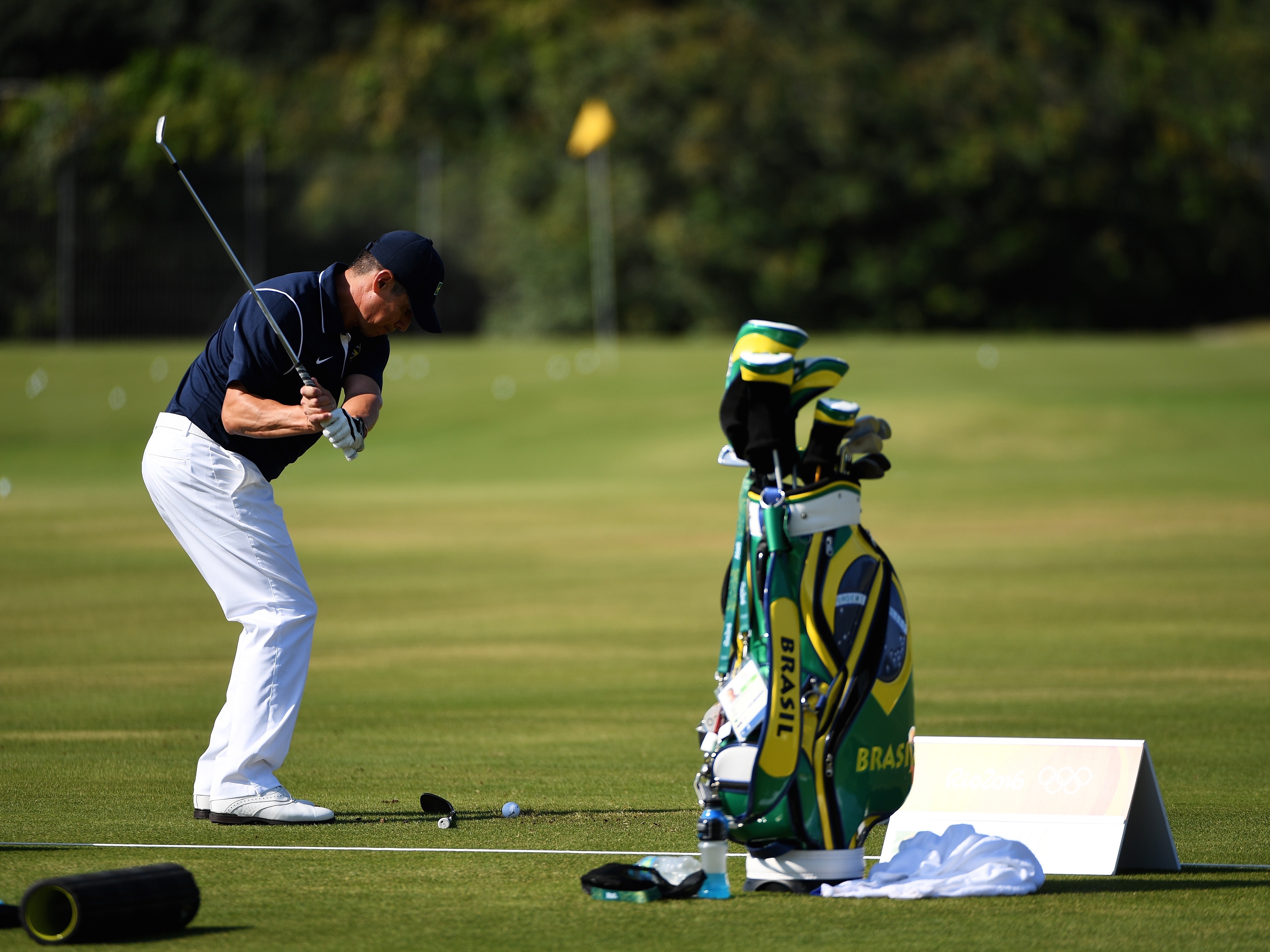 Home hope Adilson da Silva warming up on the range in Rio