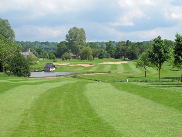 The approach to the closing hole - things are not always what they seem