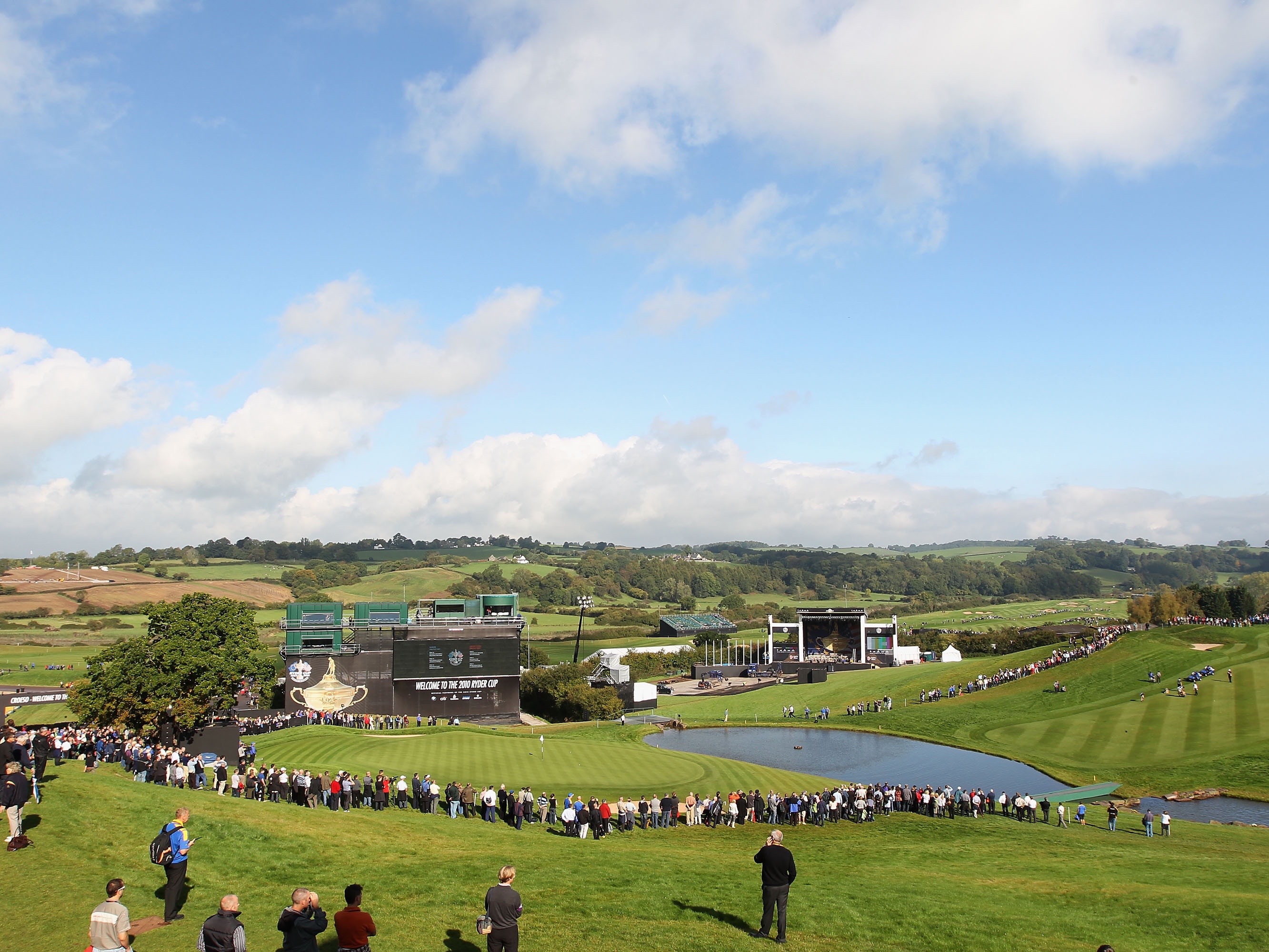 The water on 18 at Celtic Manor here pales into insignificance compared to L Golf National