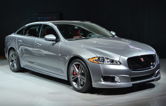 10 Luxury Cars Suitable For Golfers