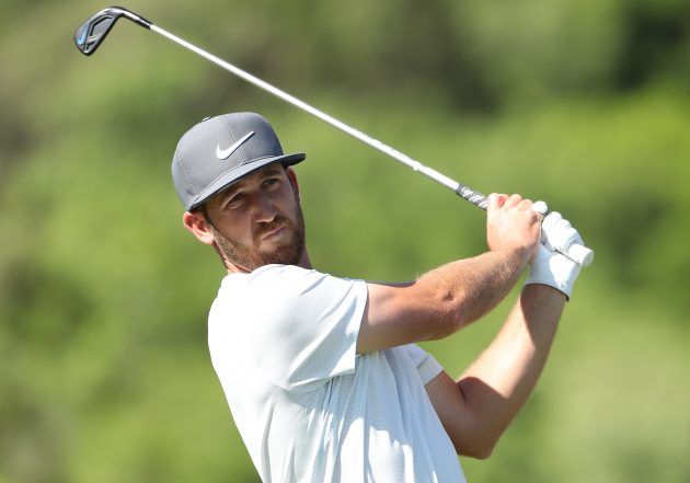 Kevin Chappell what's in the bag?