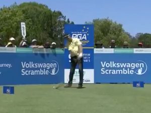 John Senden's Driver Snaps Mid-Swing