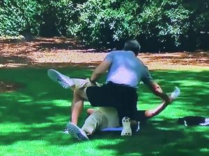 Jason Day Tops Leaderboard Despite On-Course Back Treatment