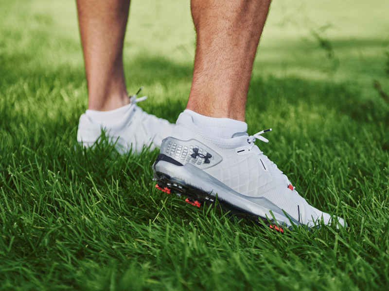 ua-spieth-4-grass-web