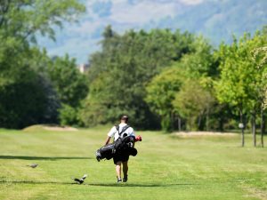 Should Home Unions Offer Handicaps To Nomadic Golfers?