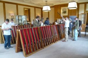 buying a gun at auction