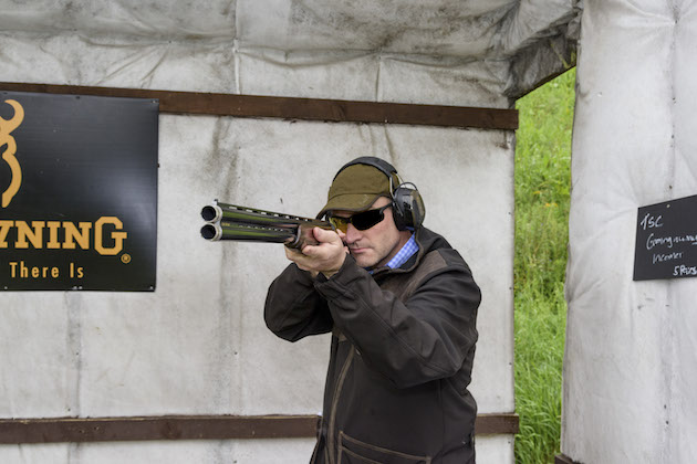 Shooting with an eye patch for eye dominance correction