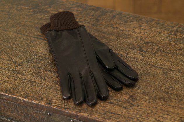 calf leather shooting gloves by Purdey