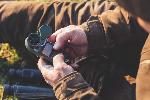 Rangefinder for foxing