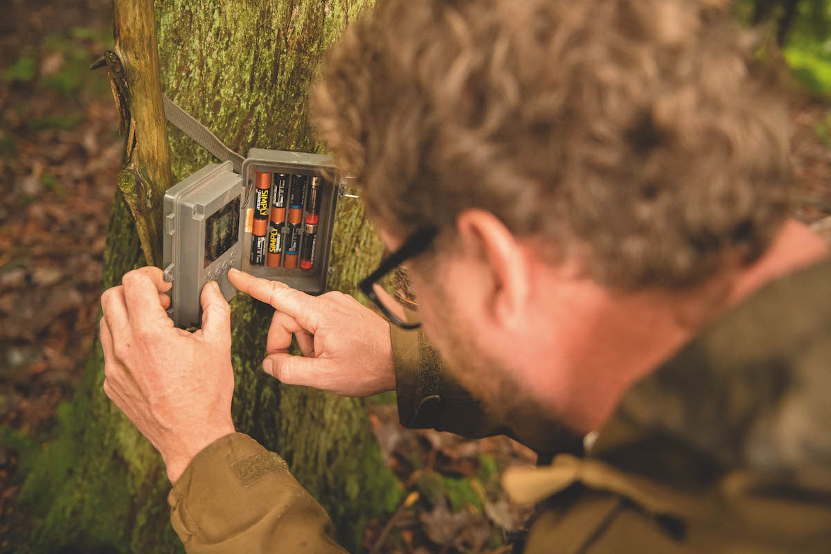 Setting up trail camera