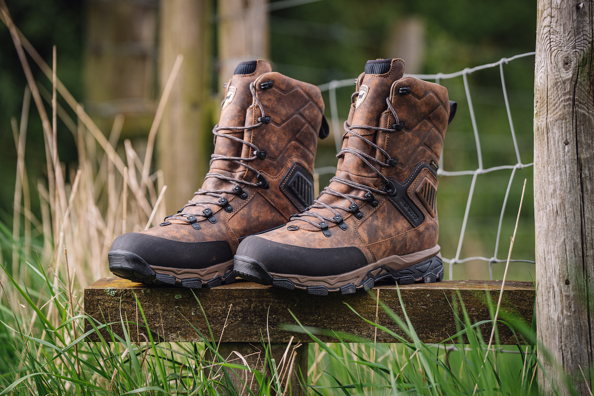 Best shooting boots high laceups, waterproof, ankle supporting