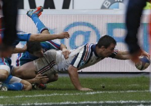 Go go gadget score: Louis Picamoles