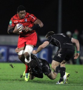 A wrecking ball: Joe Tekori of Toulouse