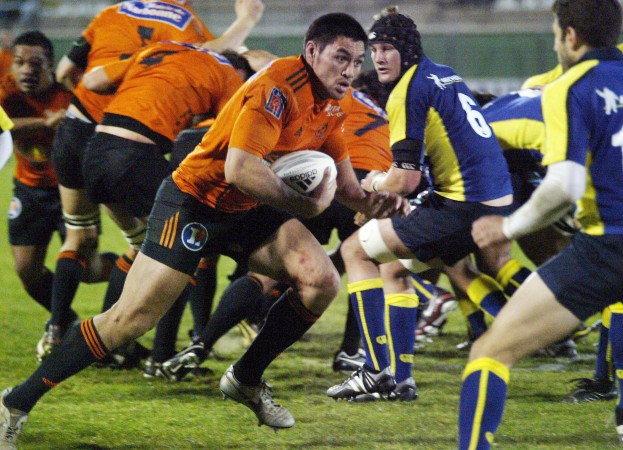 Big time: Lei Tomiki for Narbonne in the Top 14 in 2007
